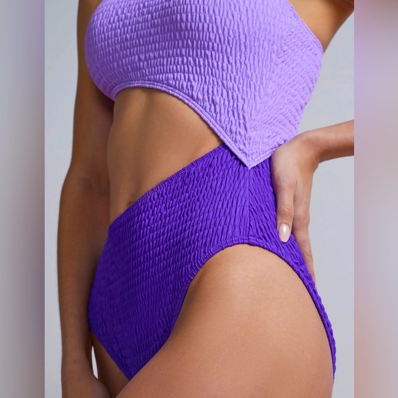 NEW SWIMSUIT - One Piece Asymmetrical Swimsuit with High Waist and Cutout - Picture 2 of 8